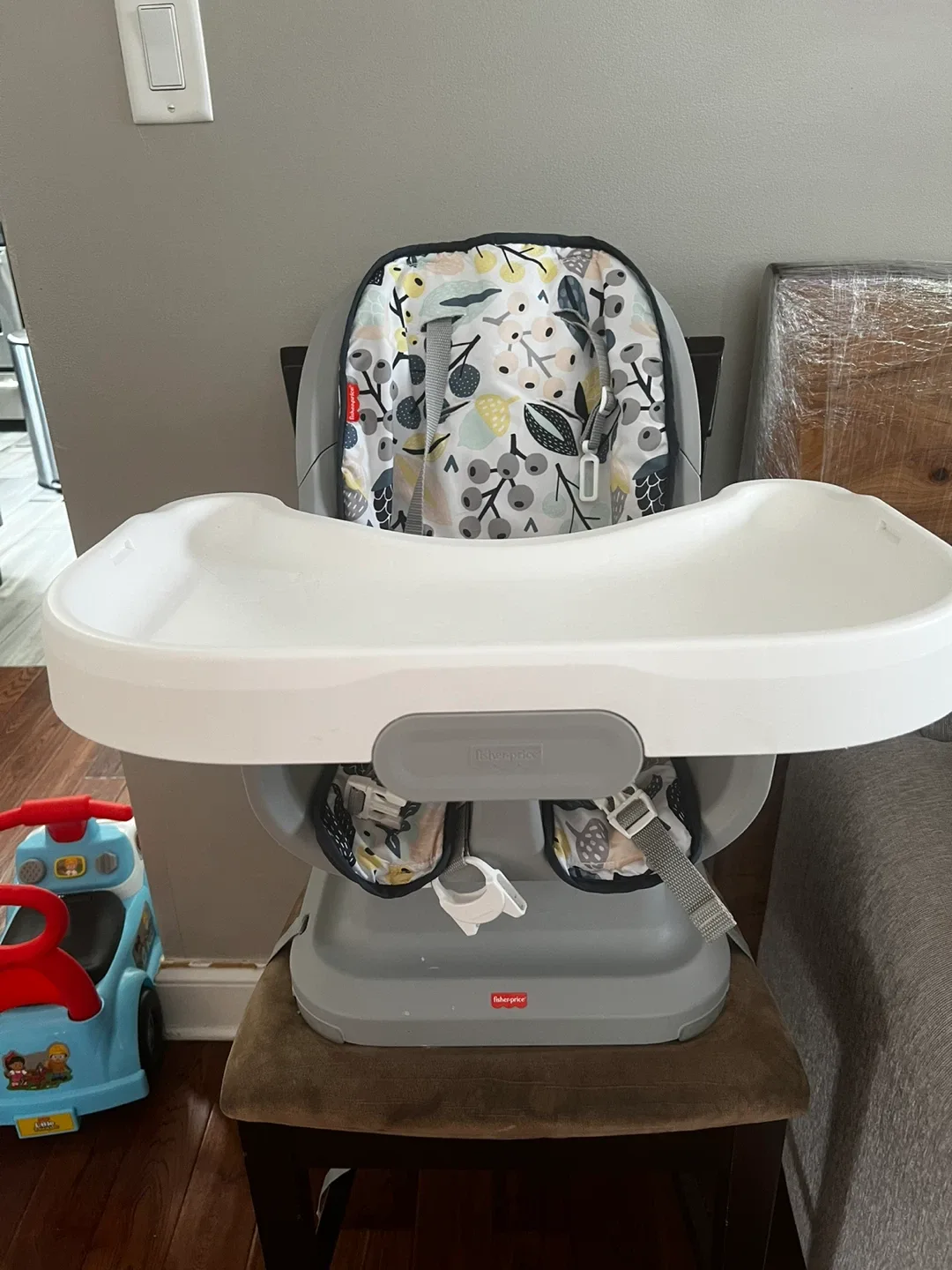 Fisher-Price Baby/Toddler High Chair