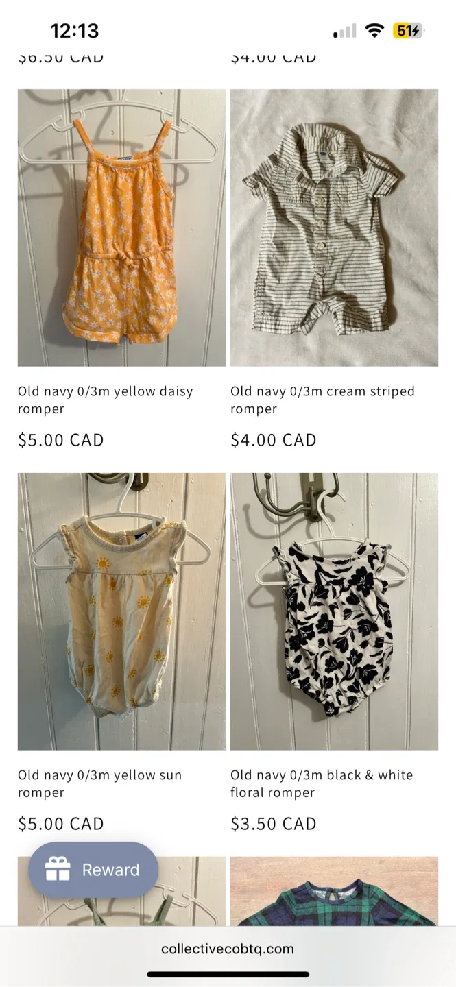 Old Navy 0/3m Rompers image indicator(2)