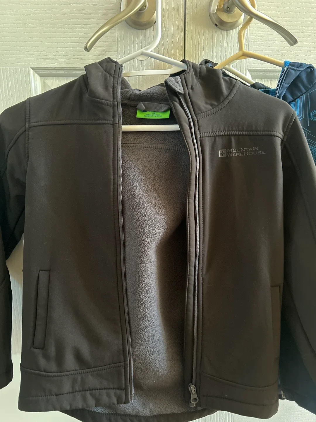 Boys- Fall Jackets  - Size 7-8 image indicator(4)