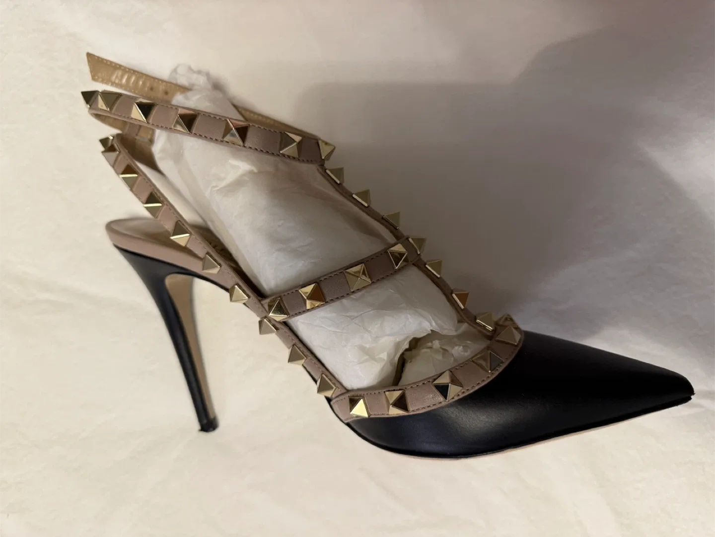 Valentino Rockstud Heels, Size 37.5 thumbnail