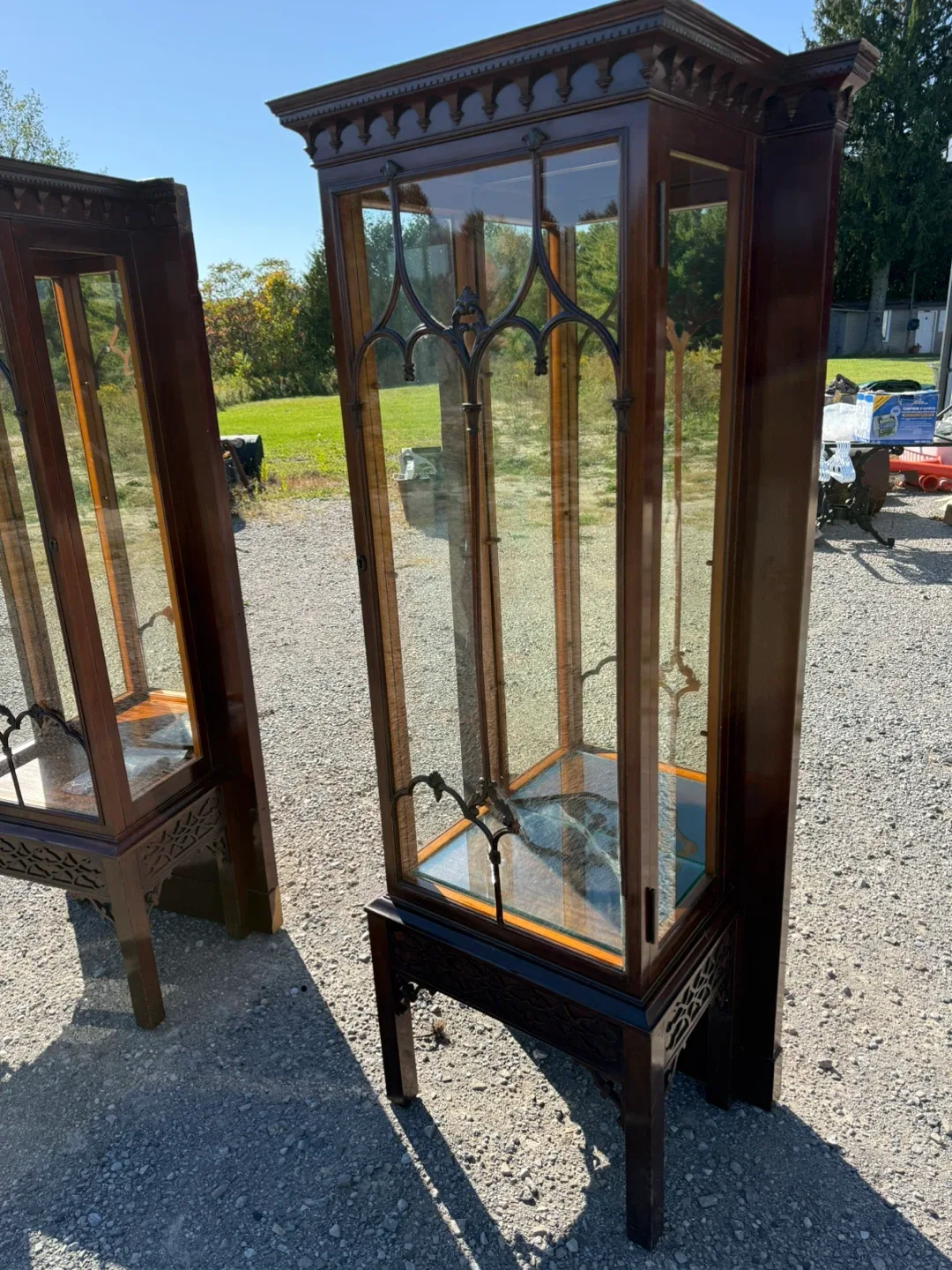 Pair of Dark Wood Display Cabinets 🥕 image indicator(3)