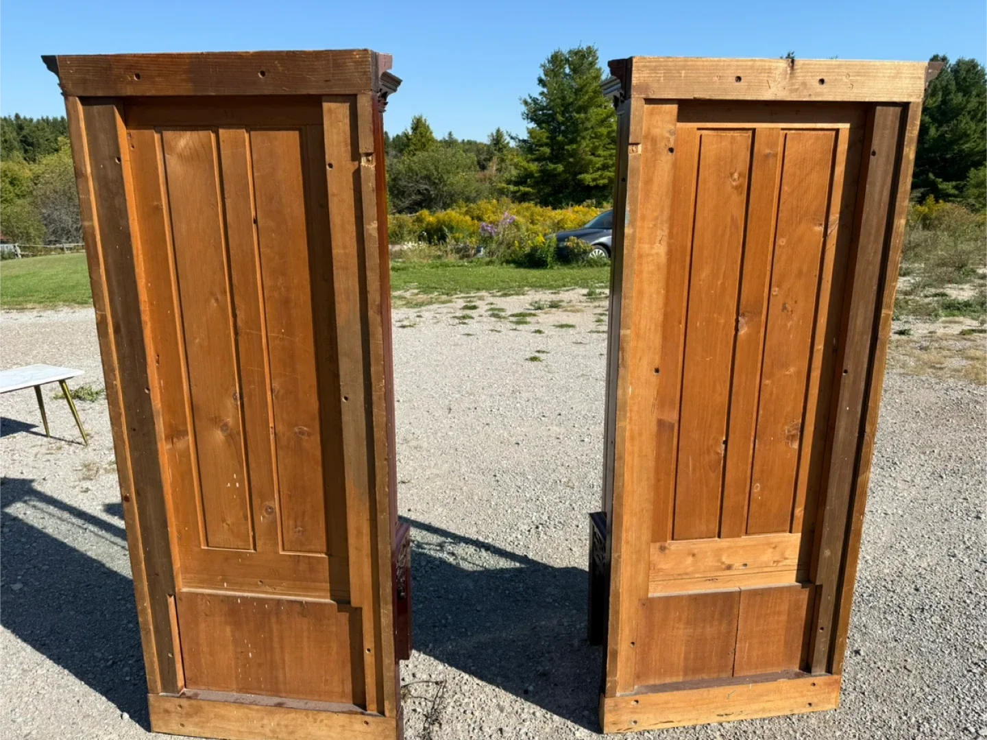 Pair of Dark Wood Display Cabinets 🥕 image indicator(5)