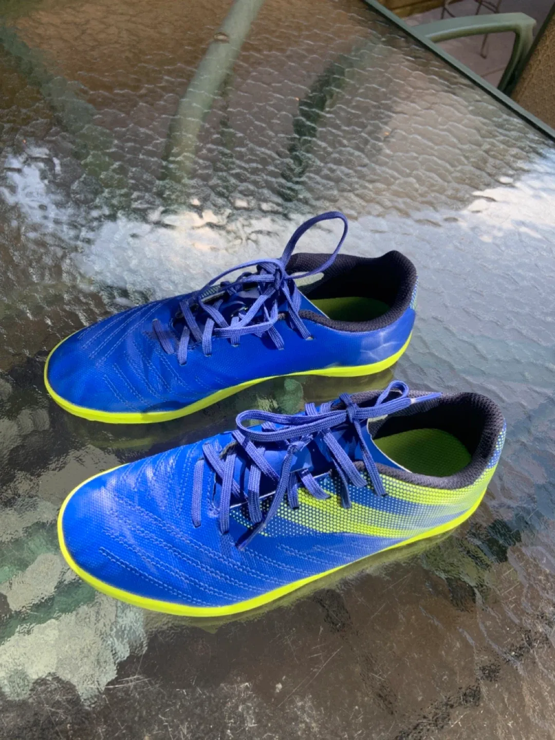 Kipsta Blue & Yellow Indoor Soccer Shoes image indicator(3)