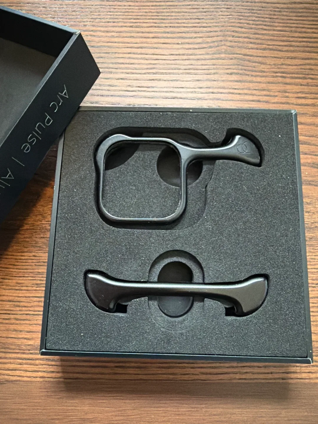 Arc Pulse iPhone 13 Pro Max Case image indicator(2)