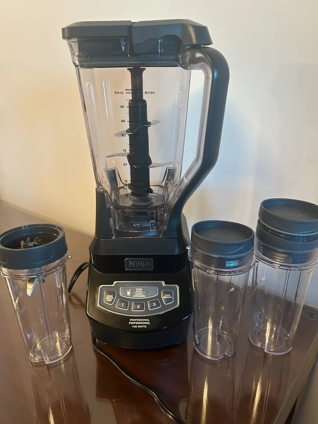 Ninja Professional 1100 Watts Blender thumbnail