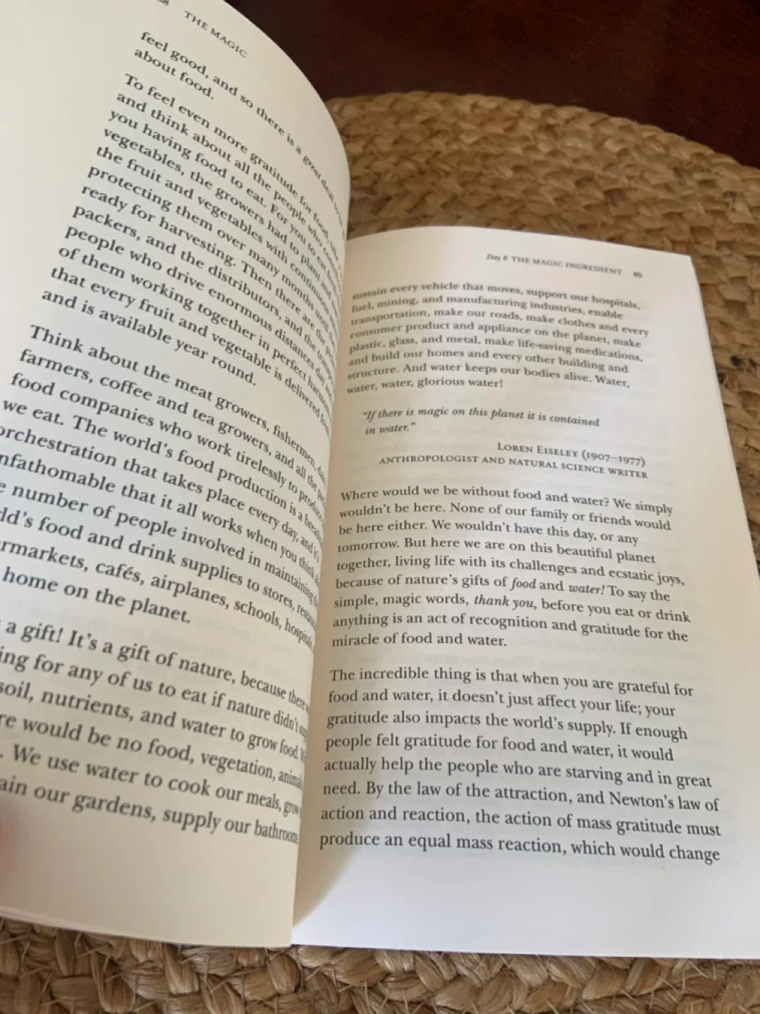 The Magic by Rhonda Byrne image indicator(7)