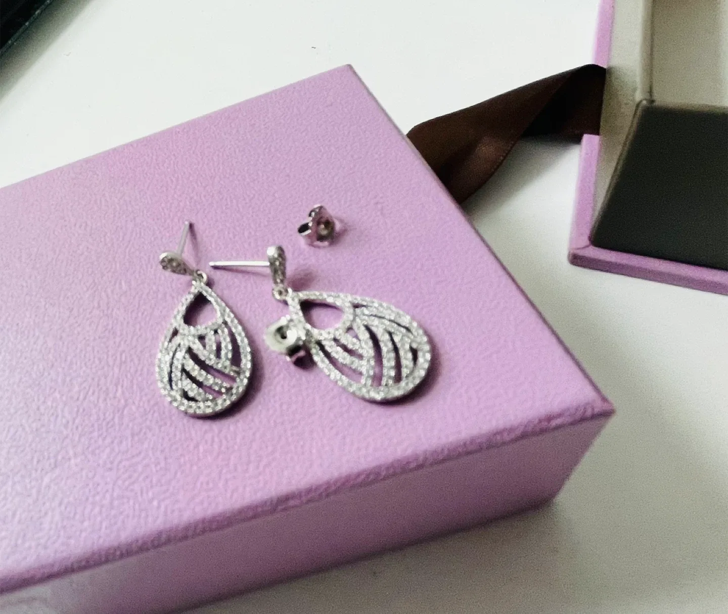 Michael Hill fancy Drop Earrings ‼️final sale ‼️ image indicator(4)