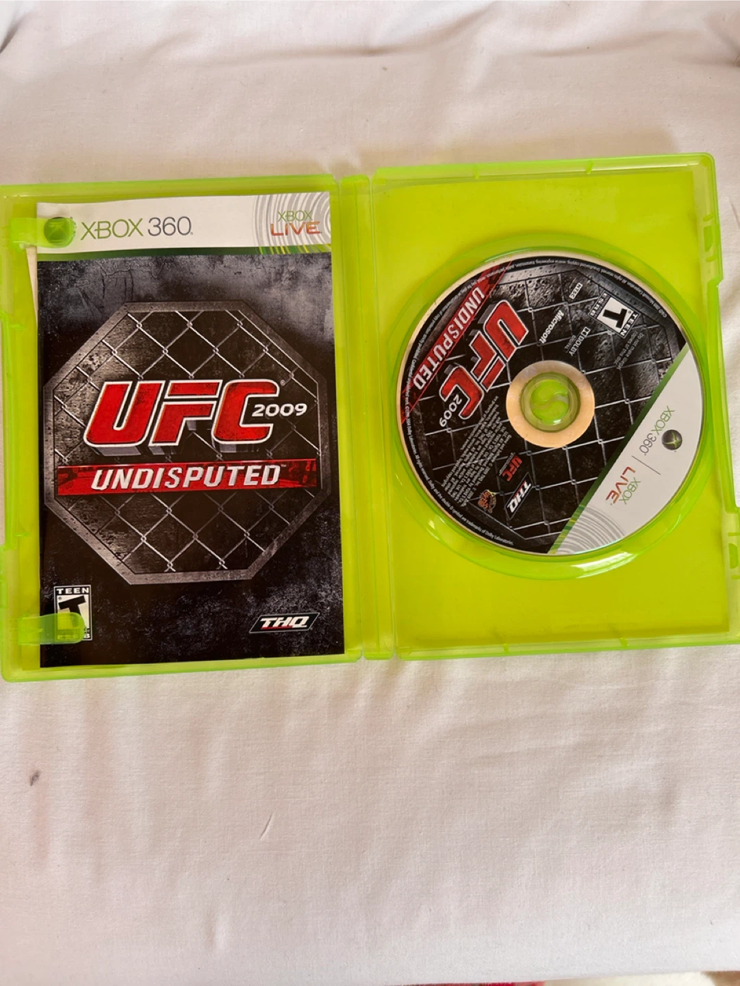 UFC Undisputed 2009 - Xbox 360 Game - photo 2