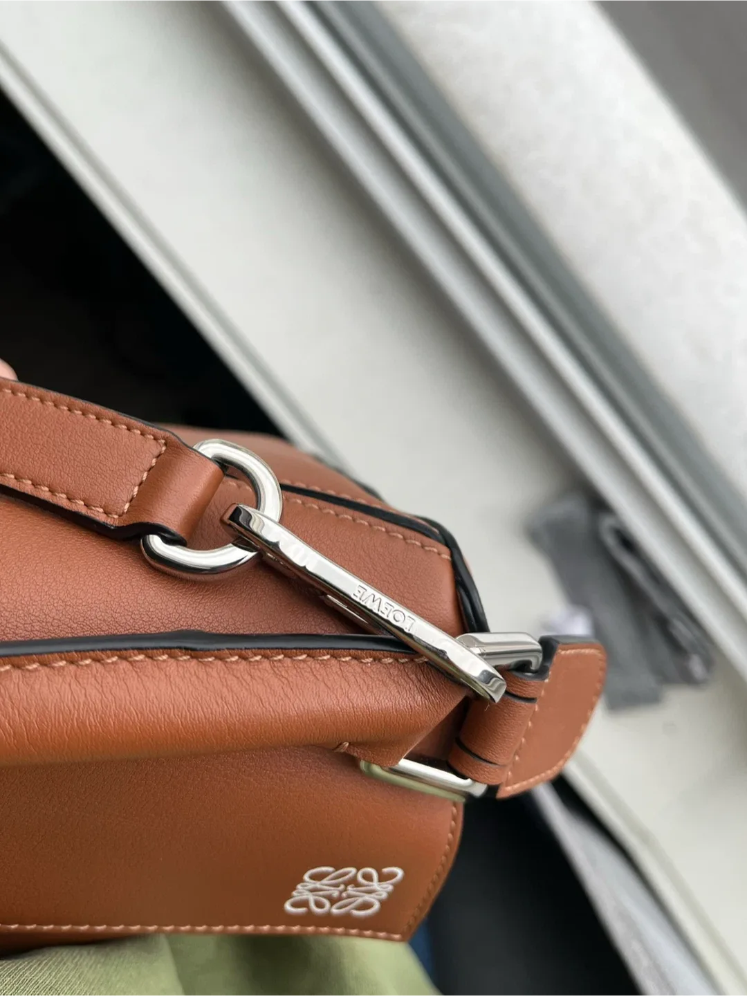 Loewe Puzzle Bag Small - Tan image indicator(7)