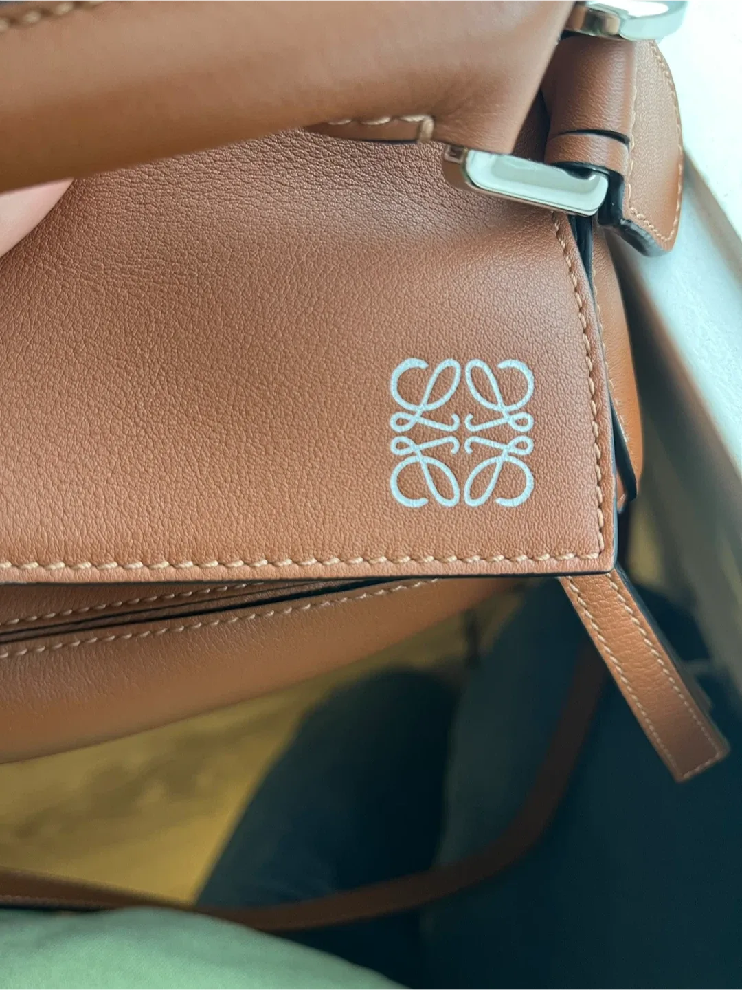 Loewe Puzzle Bag Small - Tan image indicator(9)