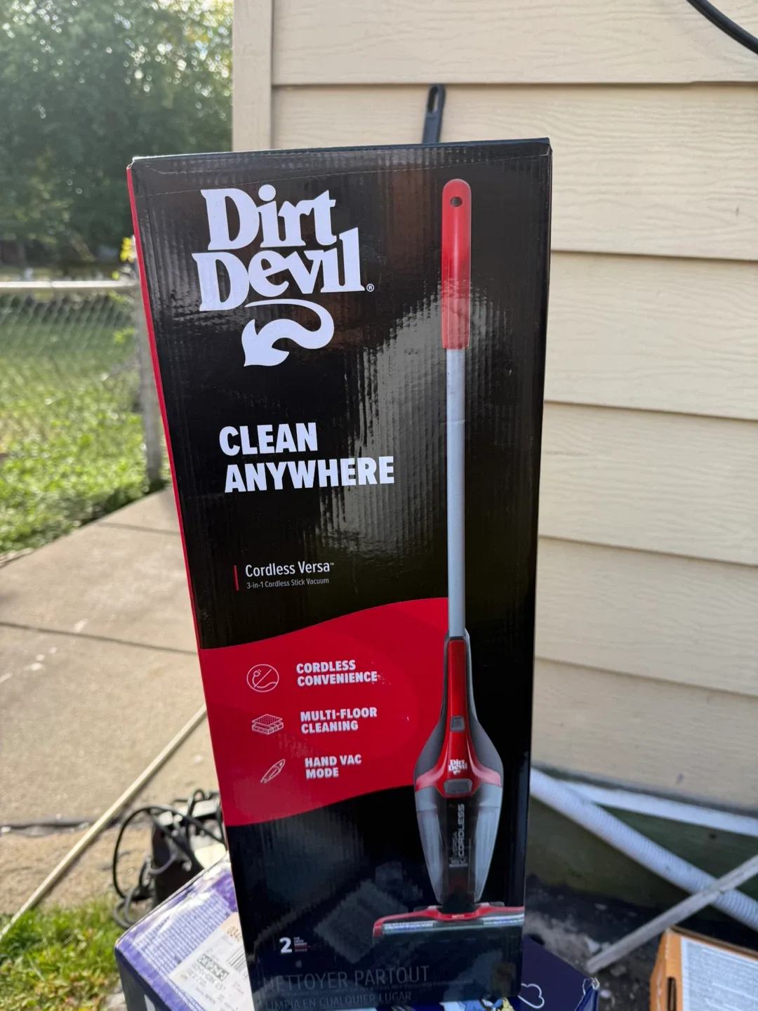 Dirt Devil Cordless Versa 3-in-1 Stick Vacuum - New thumbnail