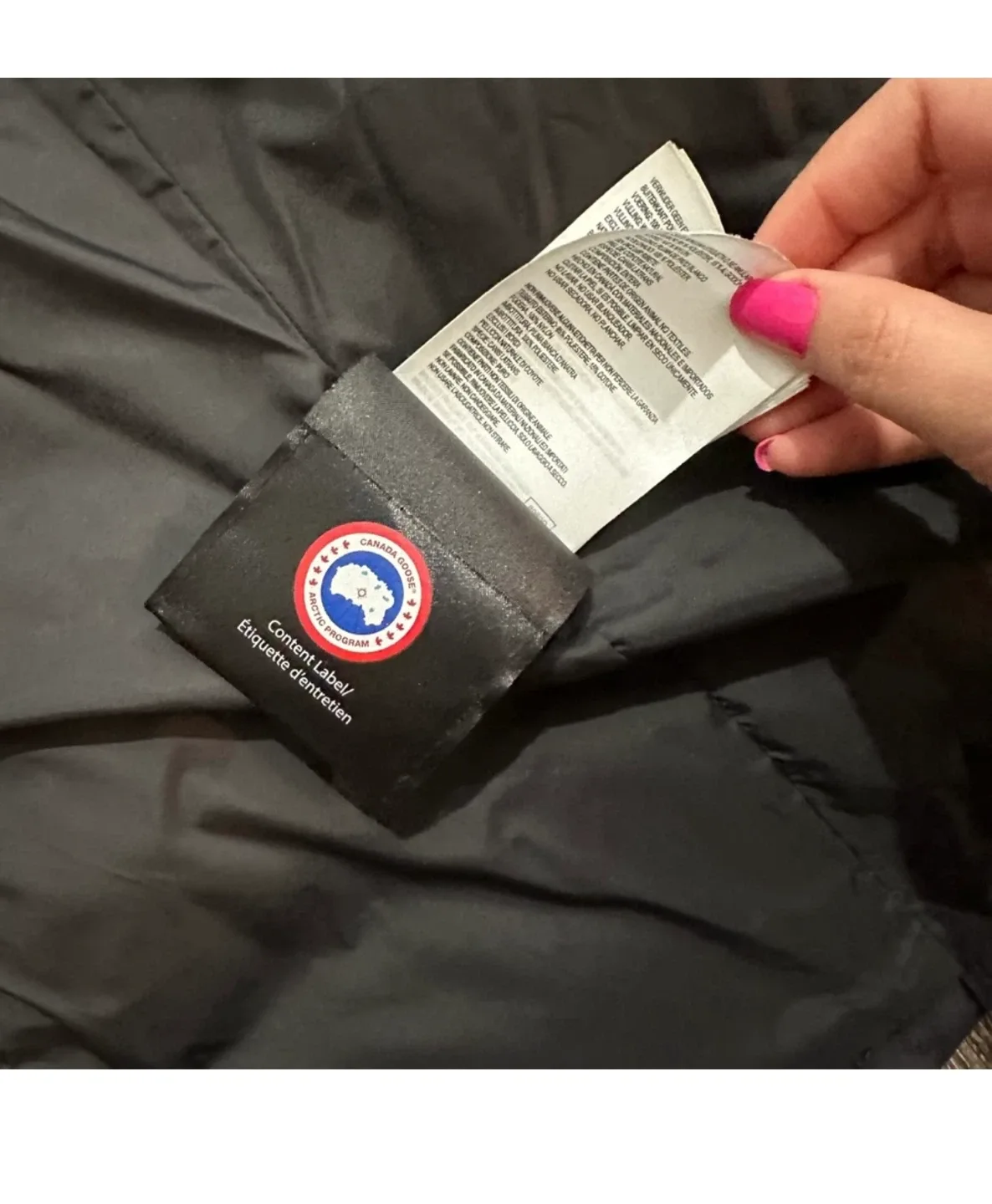 Canada Goose Parka image indicator(4)