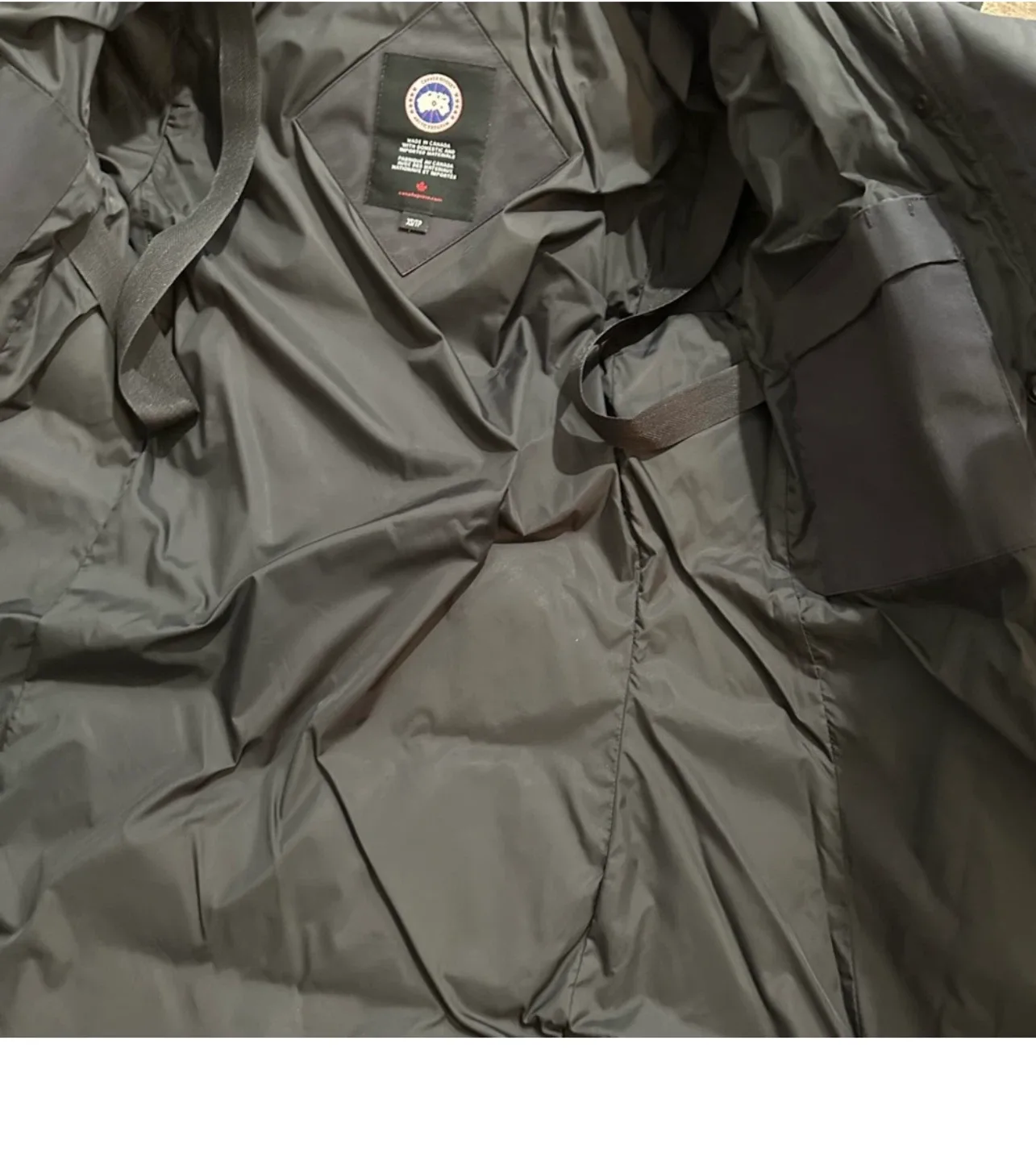 Canada Goose Parka image indicator(6)