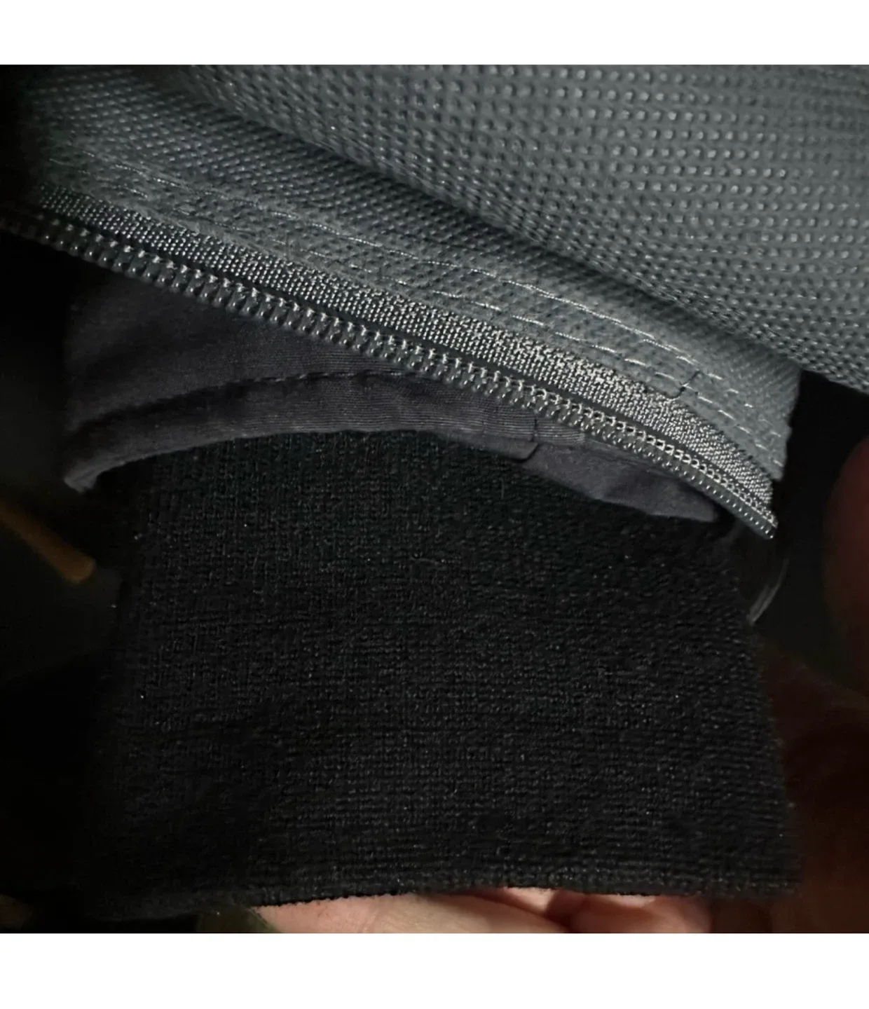 Canada Goose Parka image indicator(9)