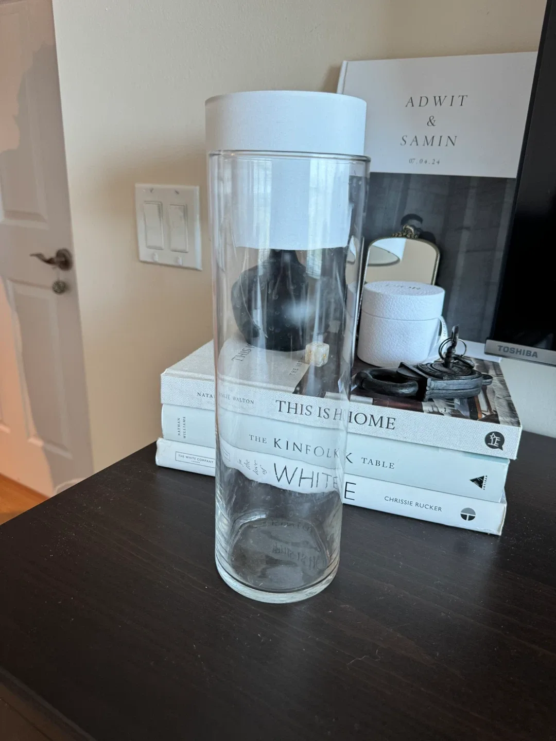 Clear Glass Cylinder Vase thumbnail