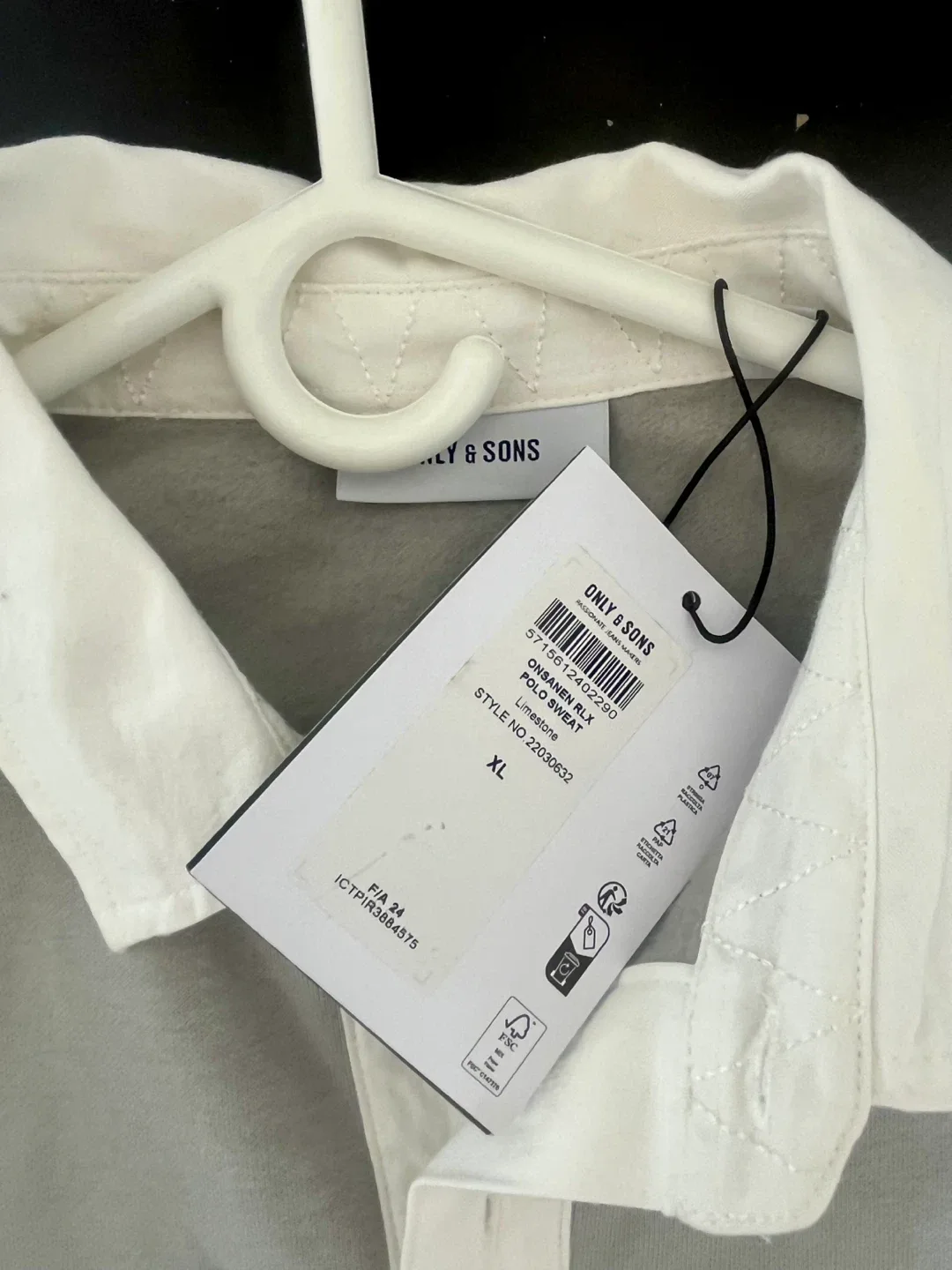 NEW!  XL Polo Sweat Shirt image indicator(4)