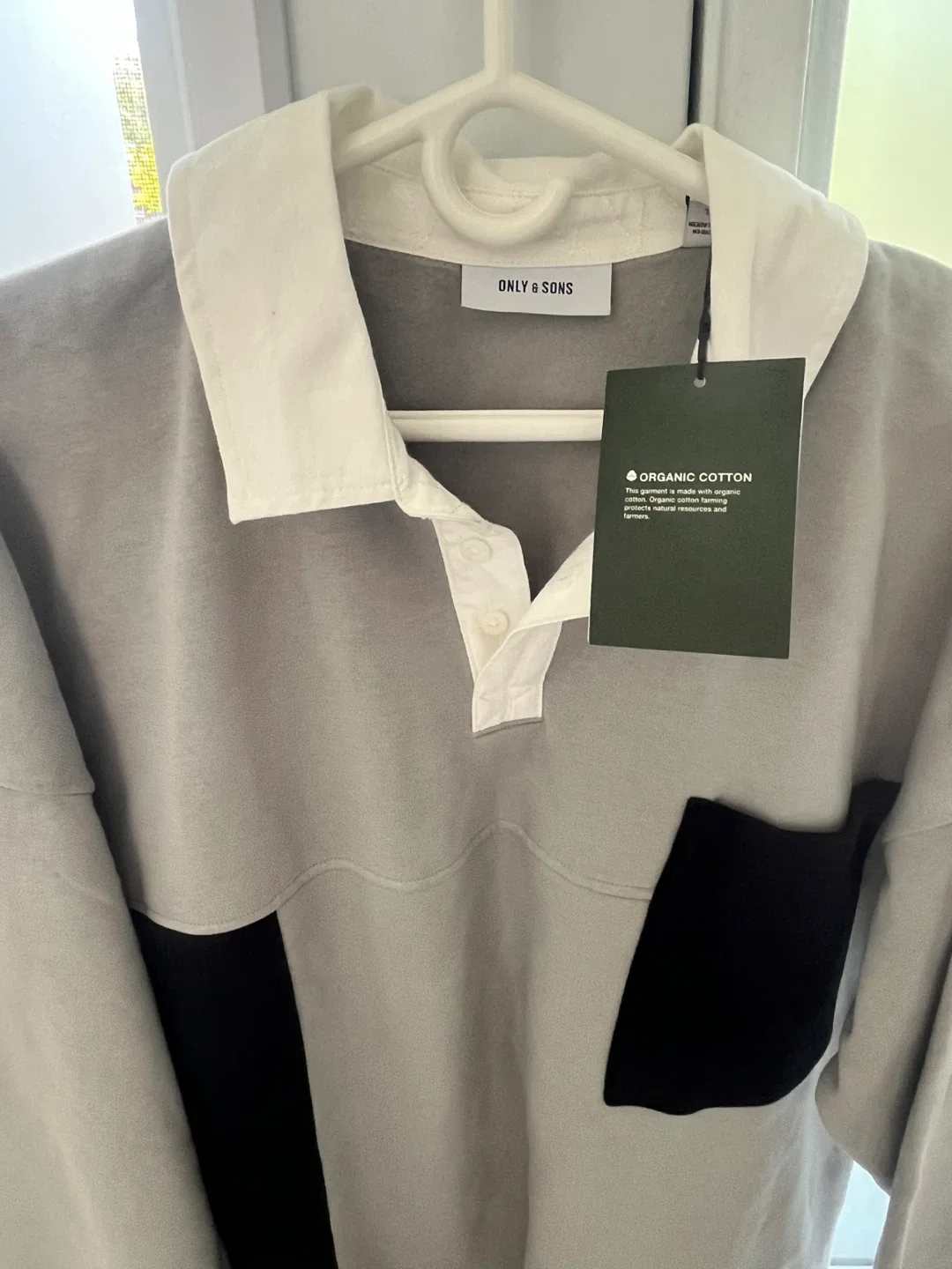 NEW!  XL Polo Sweat Shirt image indicator(3)