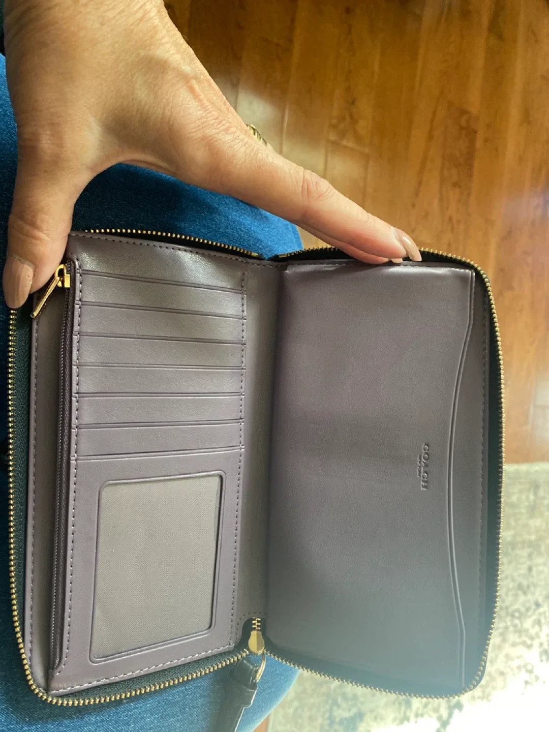 Coach Zip Around Wallet image indicator(2)