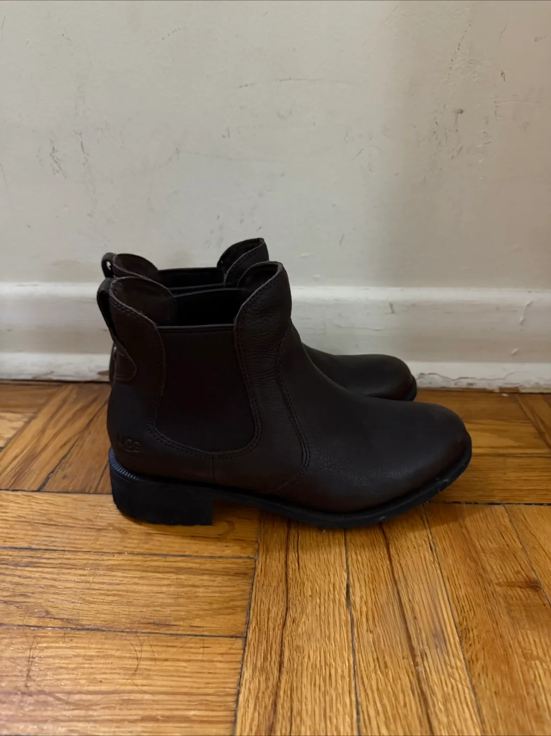 UGG Brown Leather Ankle Boots thumbnail