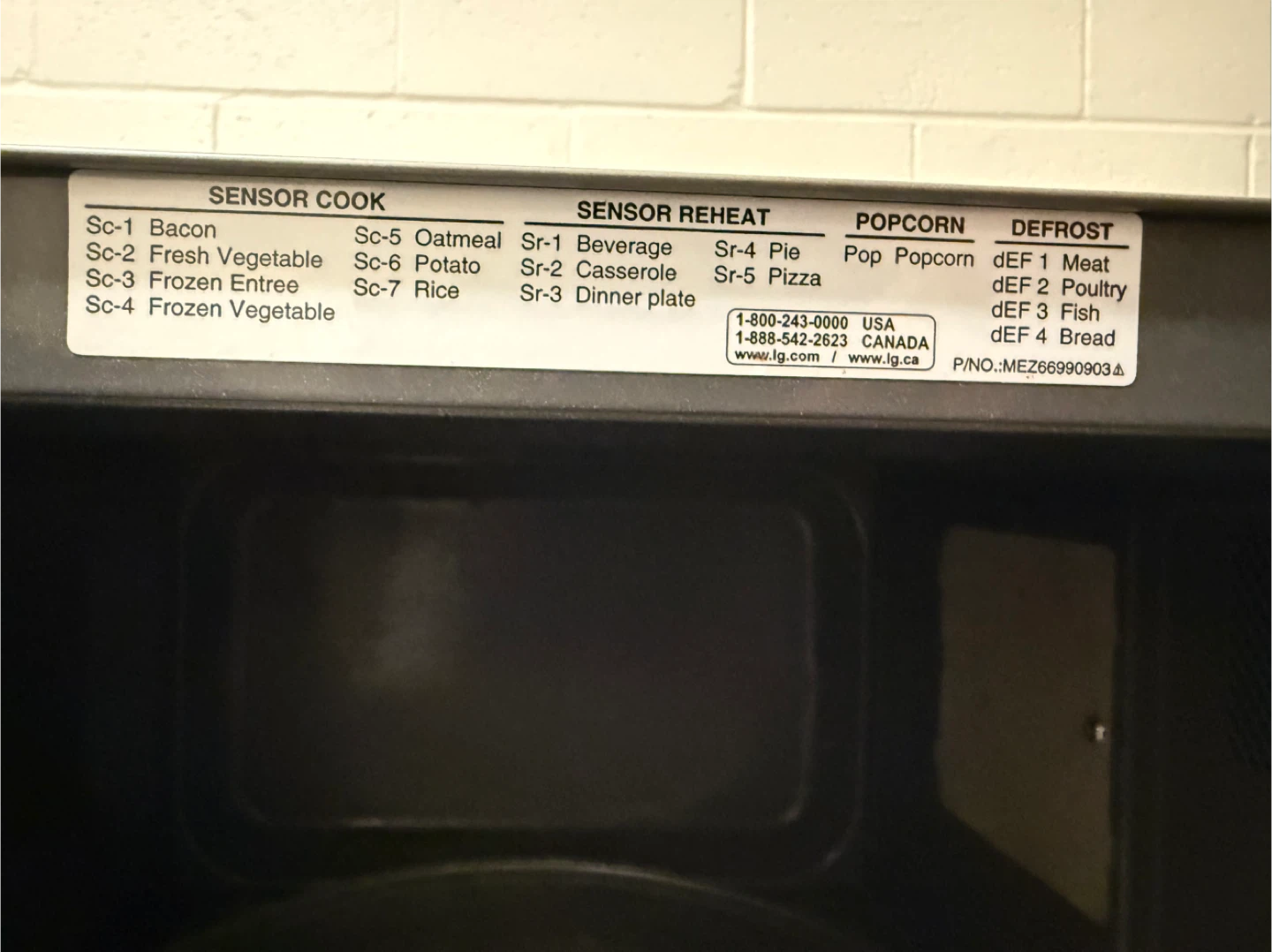 LG NeoChef Microwave Oven - Model LMC1575ST - photo 4