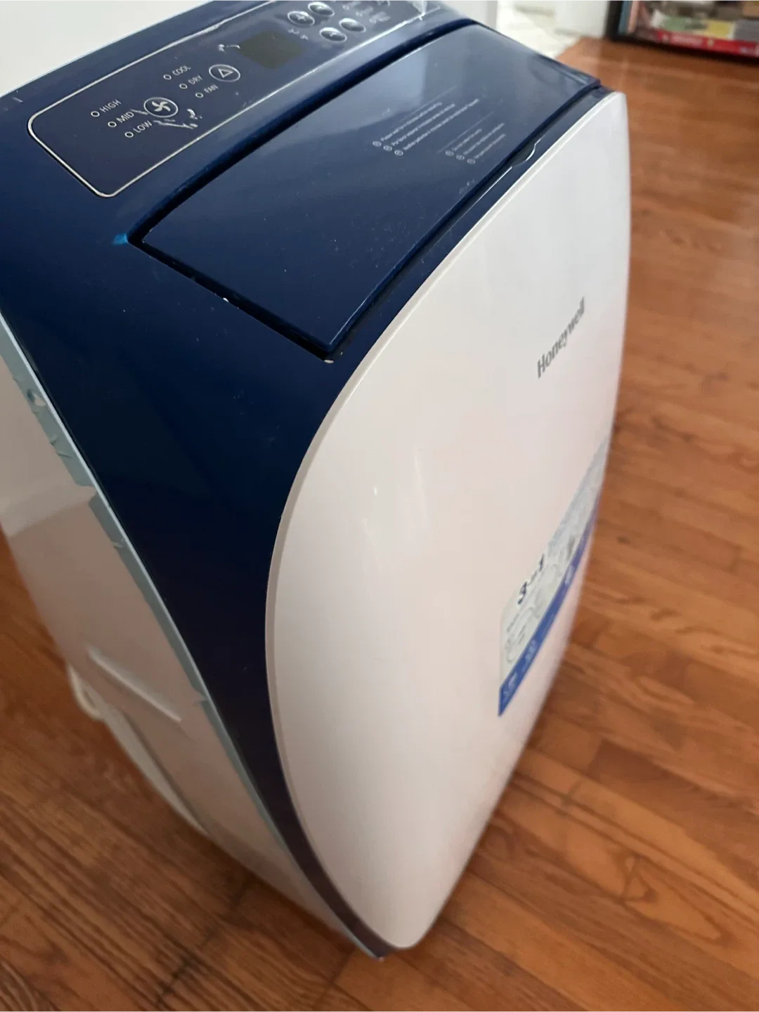 Honeywell 3-in-1 Portable Air Conditioner + Duct kit image indicator(2)