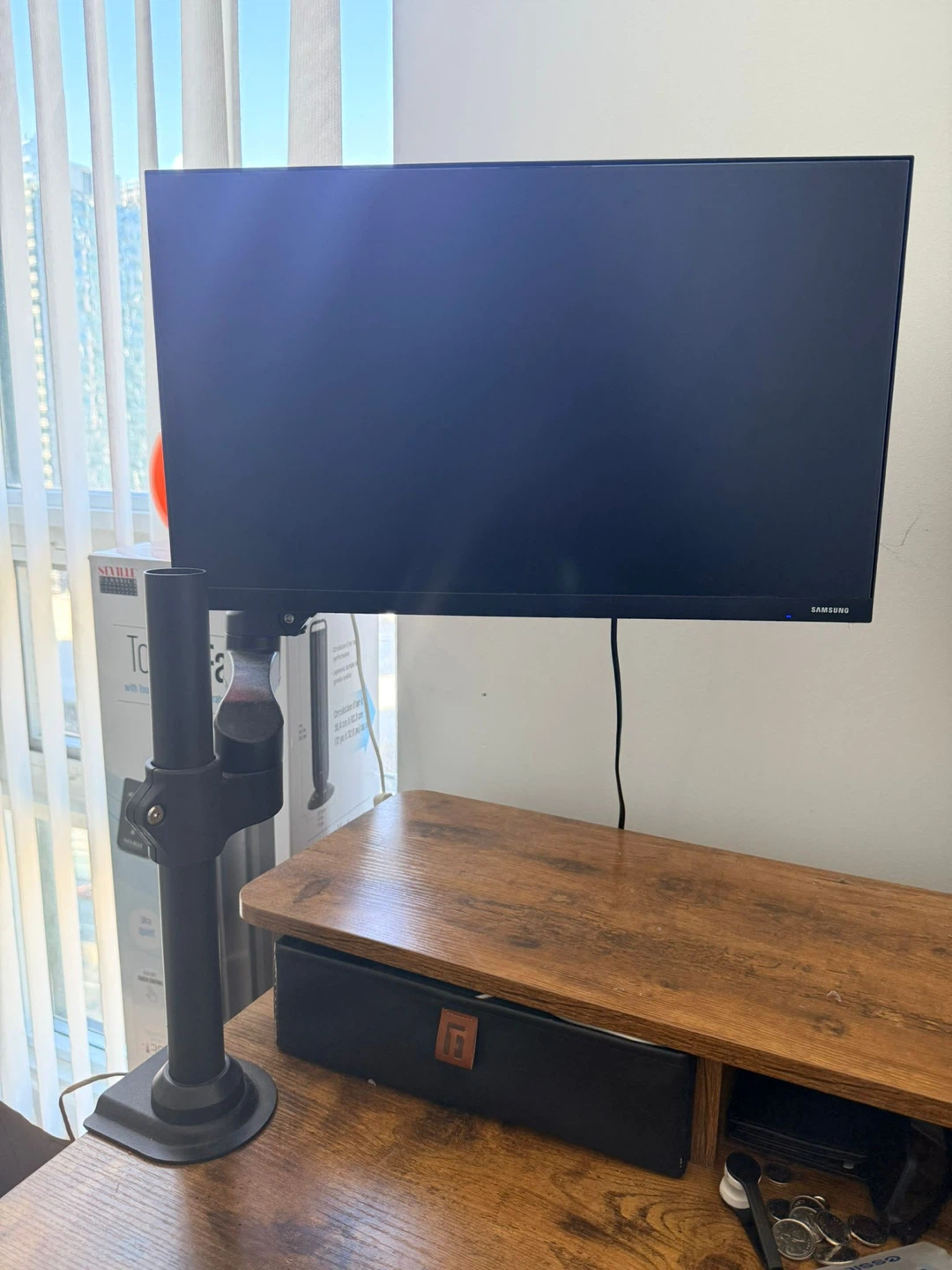 Samsung F22T360FHN 22-inch Monitor - photo 2