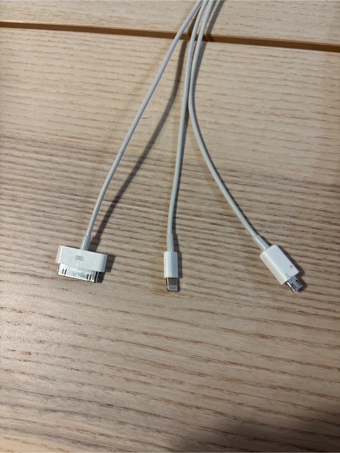 3-in-1 Multi Charging Cable image indicator(2)