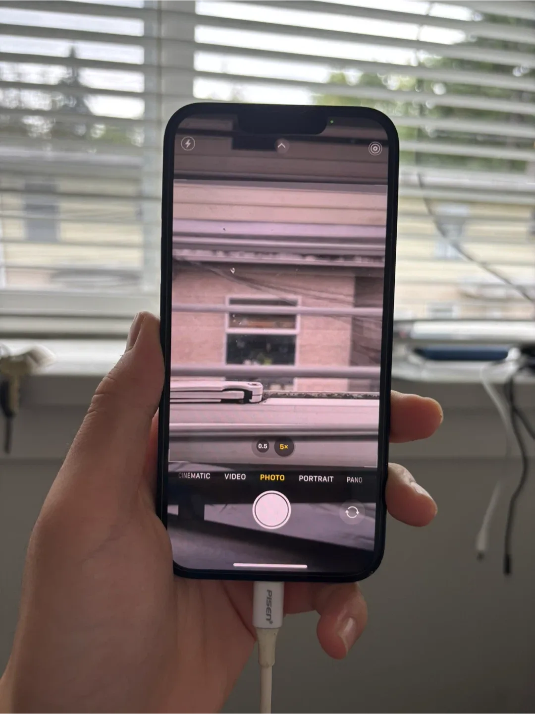 iPhone 13 - Black - 128GB image indicator(4)