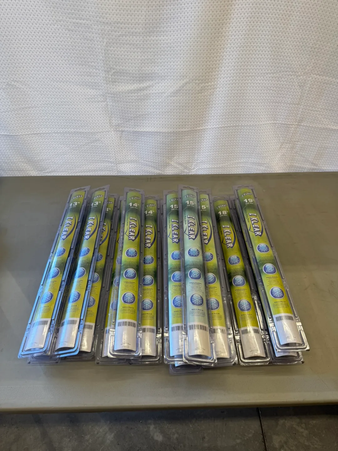 Rain X + I Klear Wiper Blades 13”-19” image indicator(5)