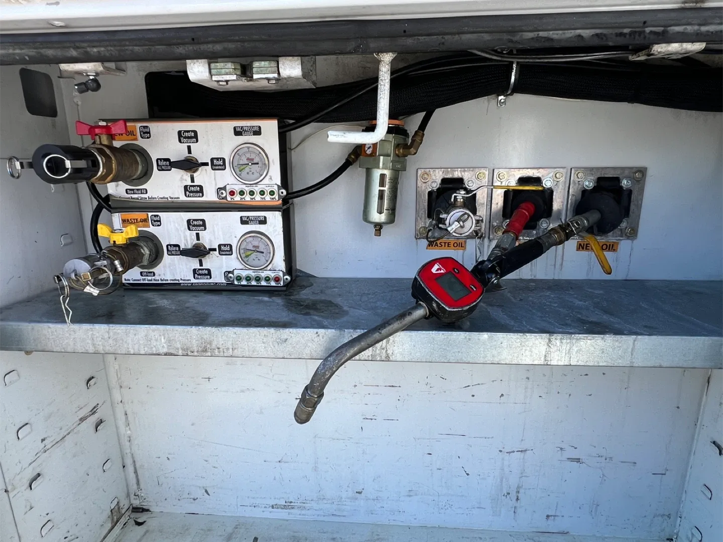 Freightliner Sprinter Van image indicator(10)