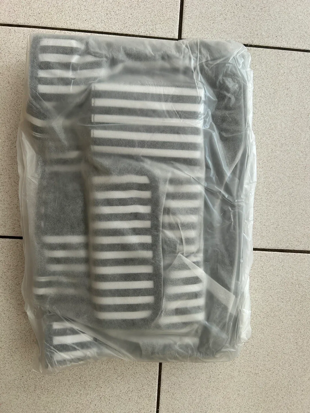 Johomviin black/ white stripes pet purse Carrier - New in Box! image indicator(5)