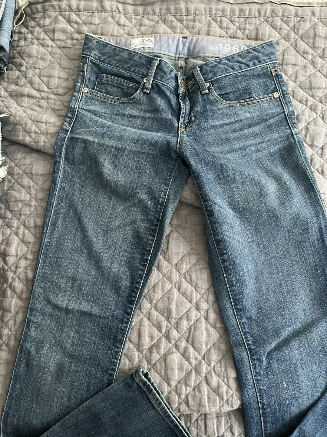 Gap 1969 Jeans - Real straight - photo 2