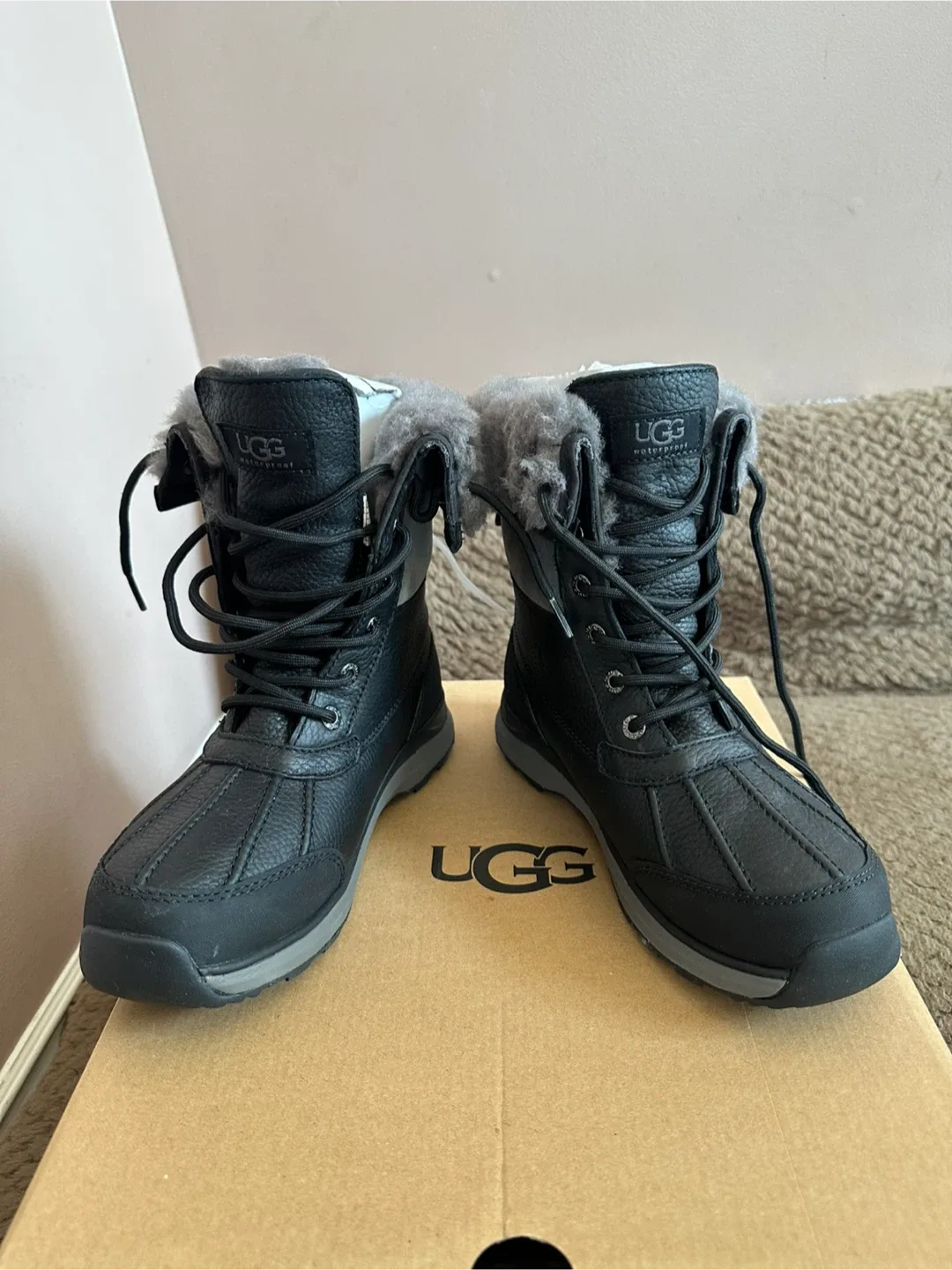UGG Adirondack III Black Winter Boots - Size 7 image indicator(3)