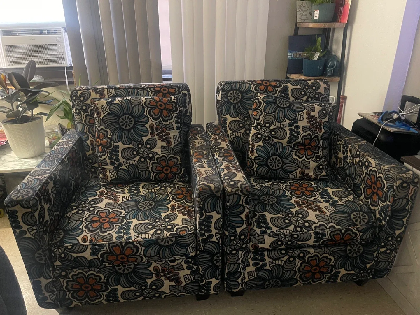 Floral Pattern Armchairs - Set of 2 image indicator(2)