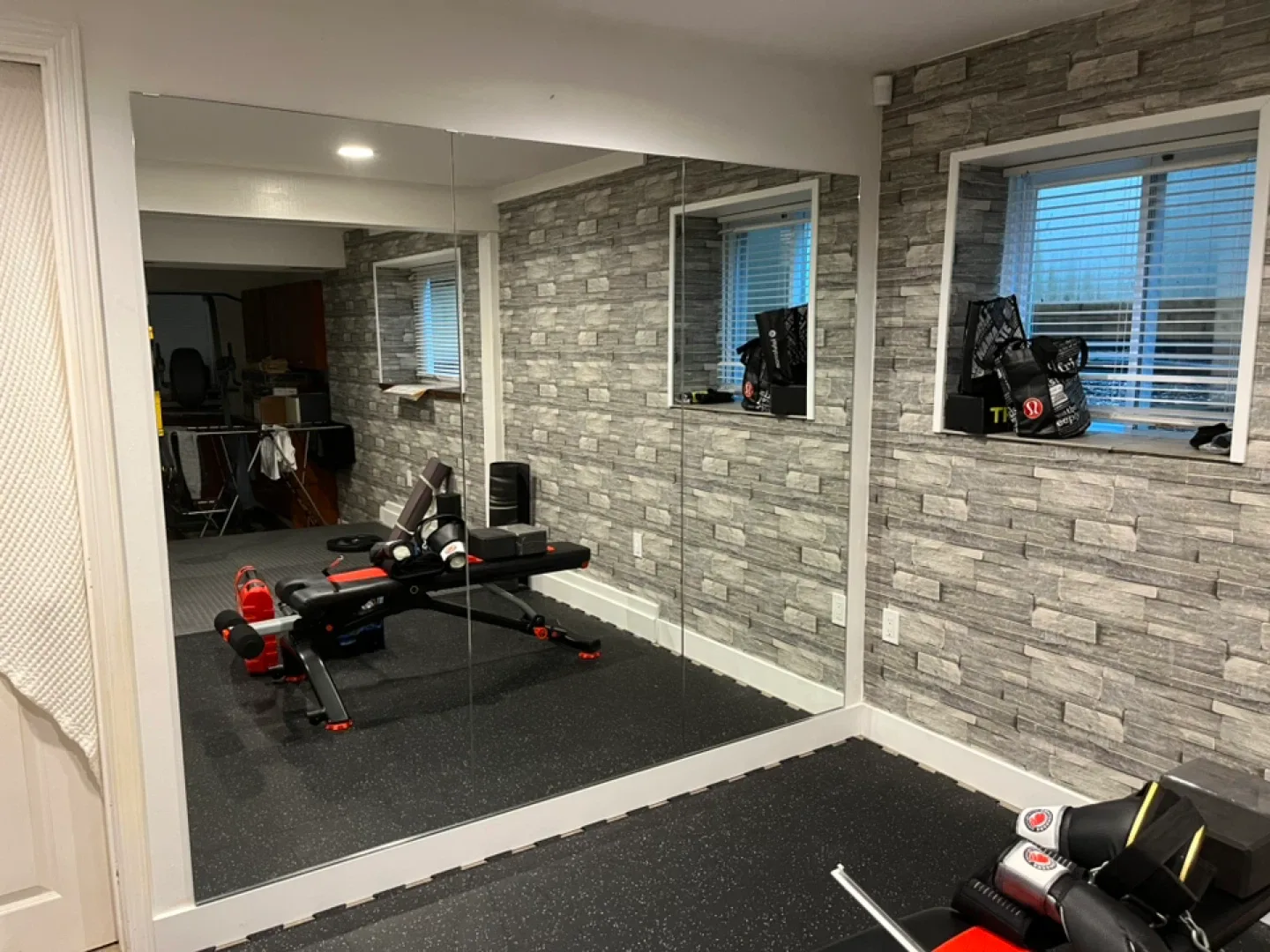 Mirrors - Frameless - large - gyms image indicator(6)