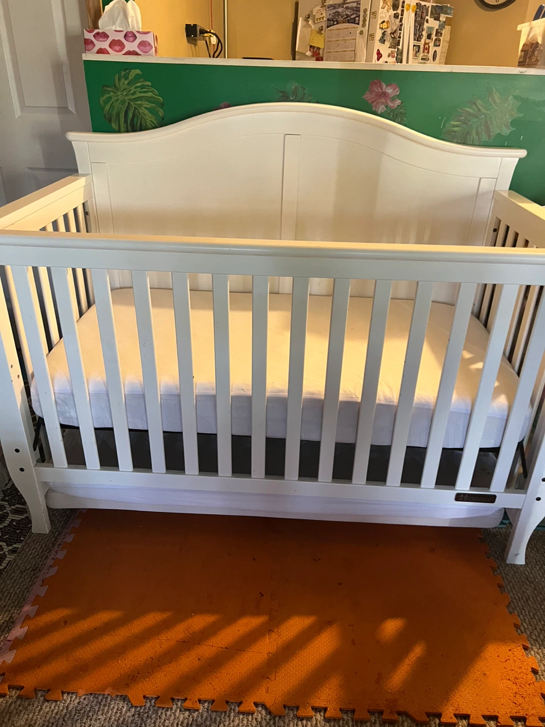 White Baby Crib - photo 2