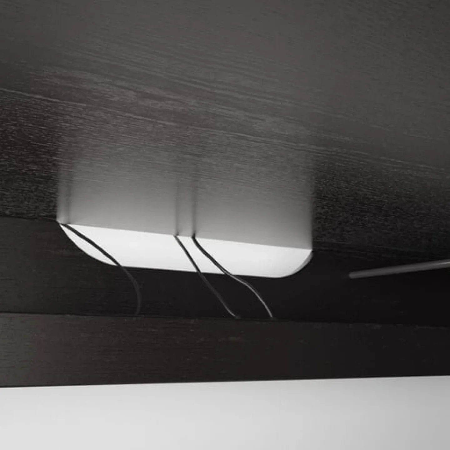 IKEA MALM Desk - Dark Brown image indicator(3)