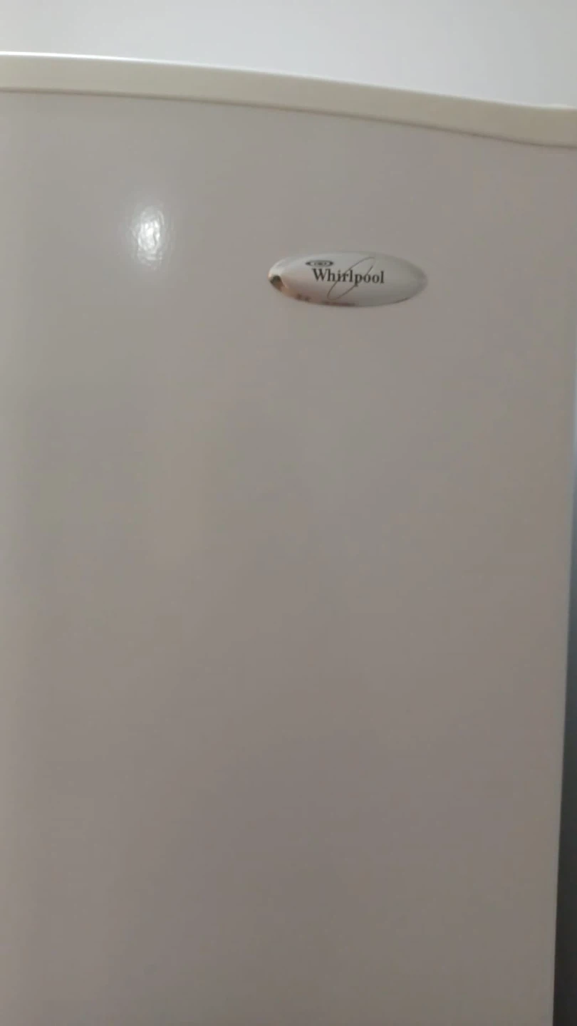 Whirlpool Fridge/Freezer Combo - White - photo 2