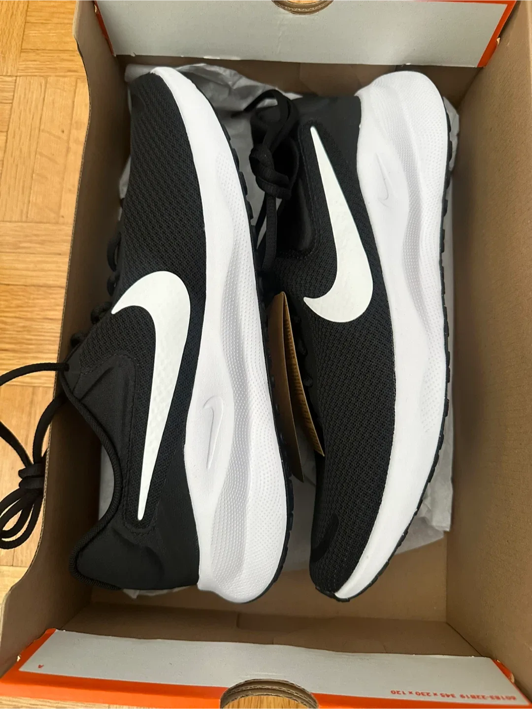 New Nike Downshifter 12 Black/White (Size 8, 9and 11 image indicator(2)
