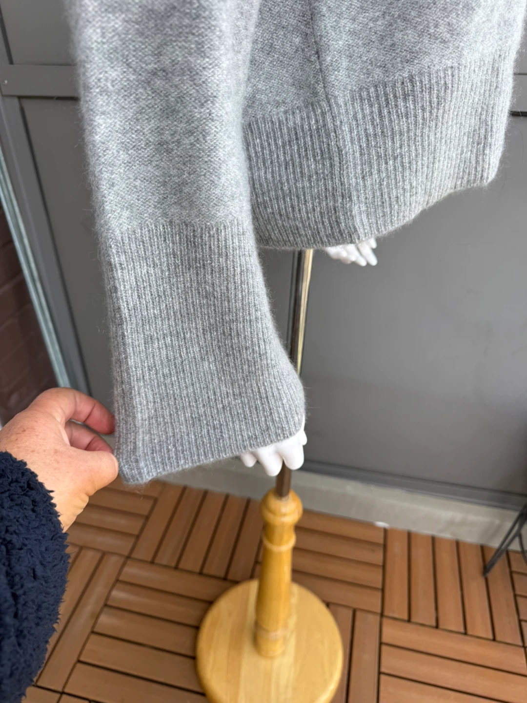 Grey Cashmere Sweater Size S - photo 4