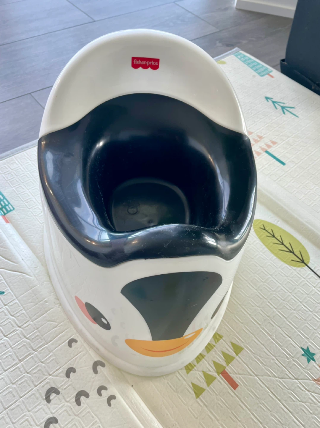 Fisher-Price Penguin Potty – English Edition (Brand New) - photo 2