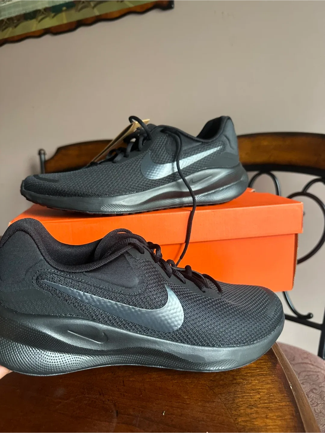 New Nike Downshifter 12 Black Running Shoes image indicator(4)