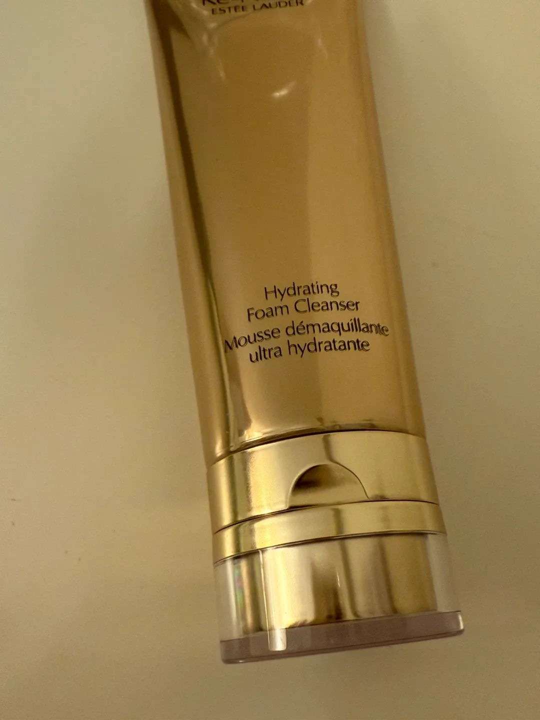 Estee Lauder Re-Nutriv Hydrating Foam Cleanser image indicator(2)