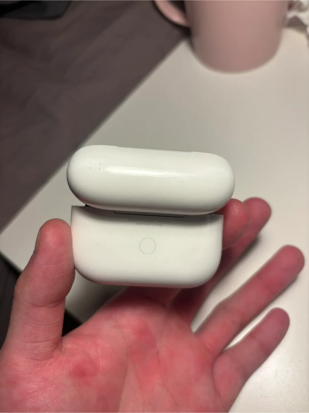 Apple AirPods Pro (2nd generation) thumbnail