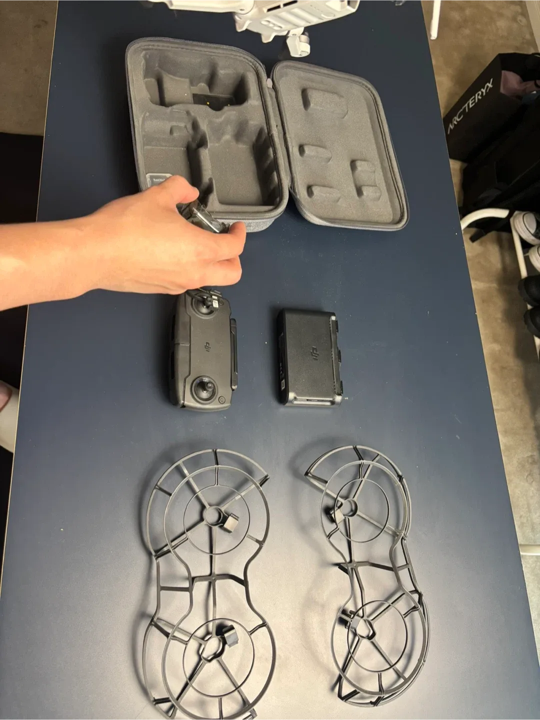 DJI Mini SE Fly More Combo Drone image indicator(4)