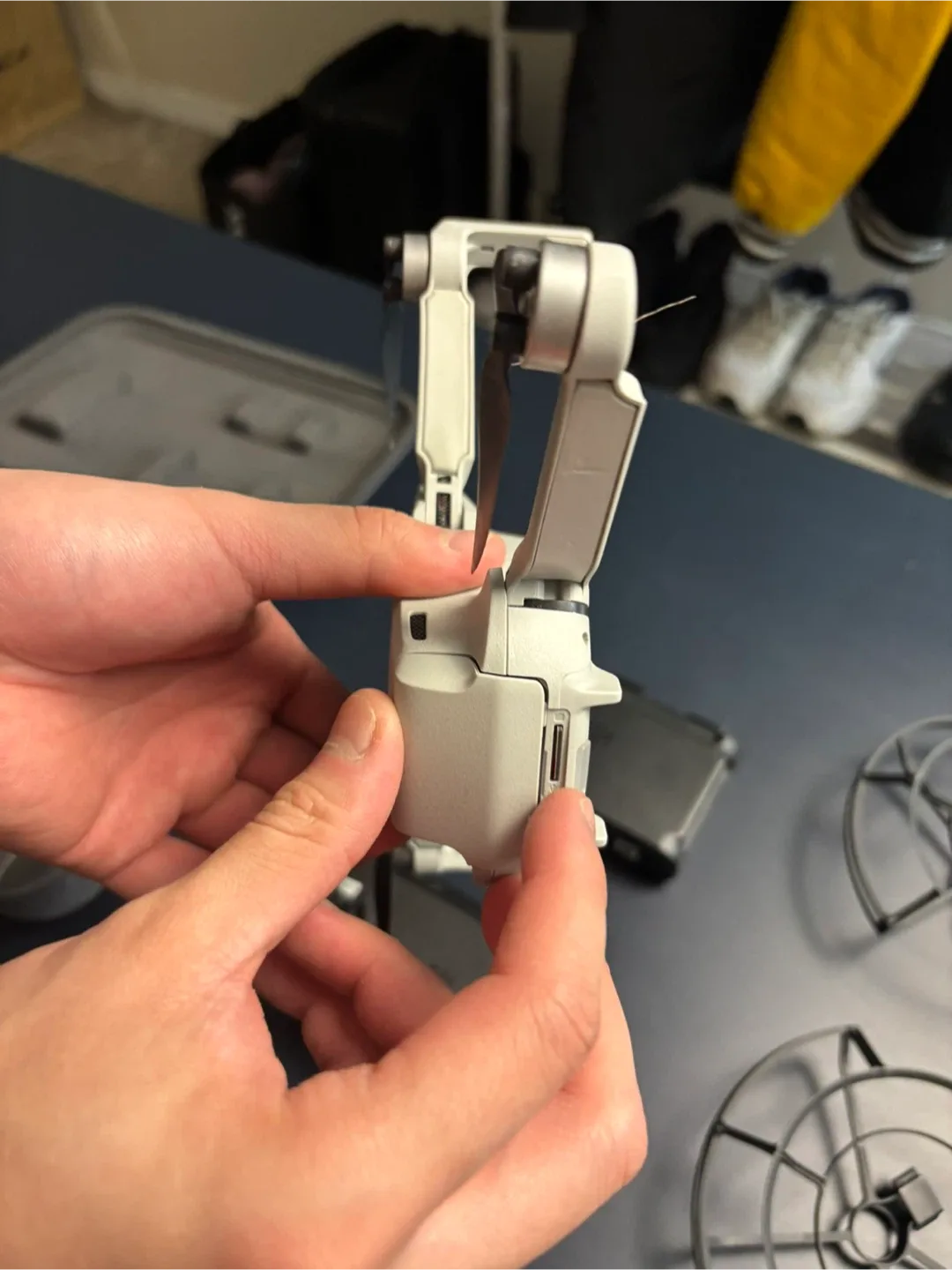 DJI Mini SE Fly More Combo Drone image indicator(9)