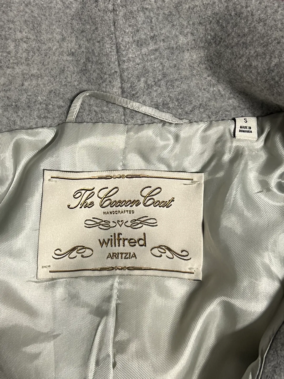 Wilfred Aritzia The Cocoon Coat - Size S image indicator(5)