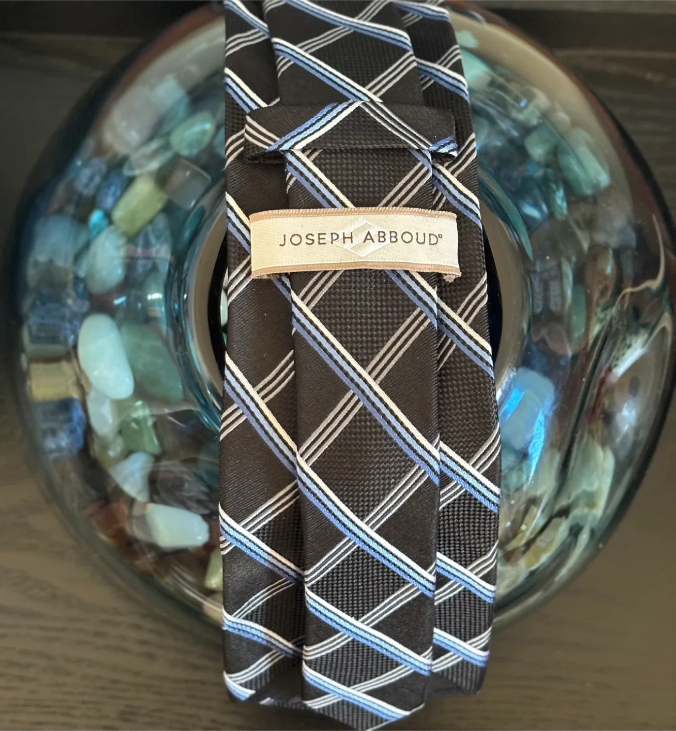 Joseph Abboud, 100% silk tie, Brand New, no tags image indicator(5)