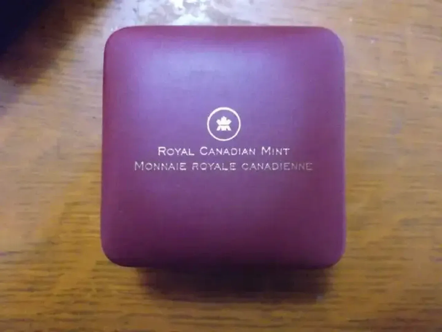 2012 Proof Silver Dollar - Royal Canadian Mint image indicator(2)