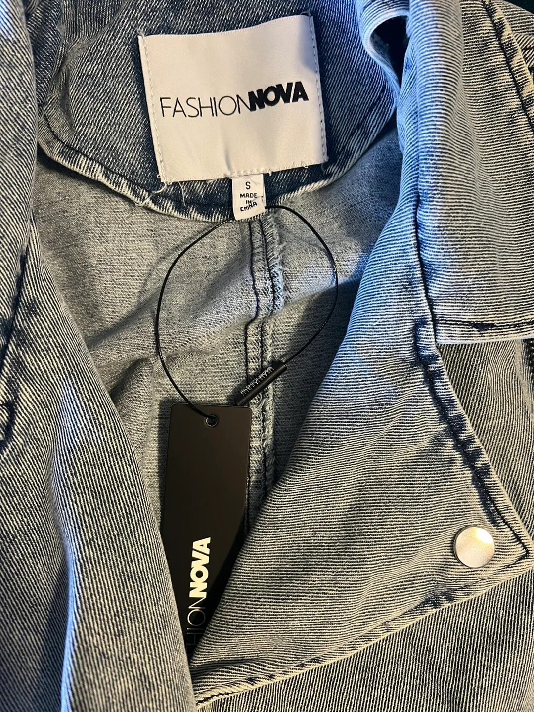 Fashion Nova Denim Moto Jacket - Size Small image indicator(3)